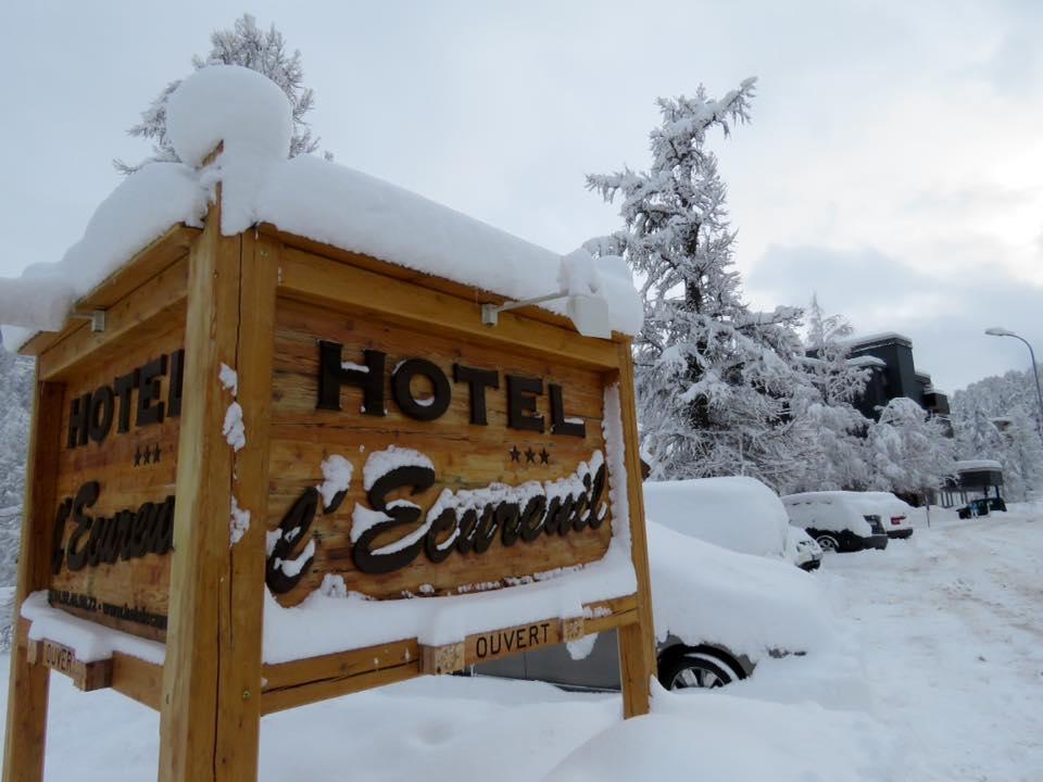 Hotel Ecureuil Vars  Eksteriør billede