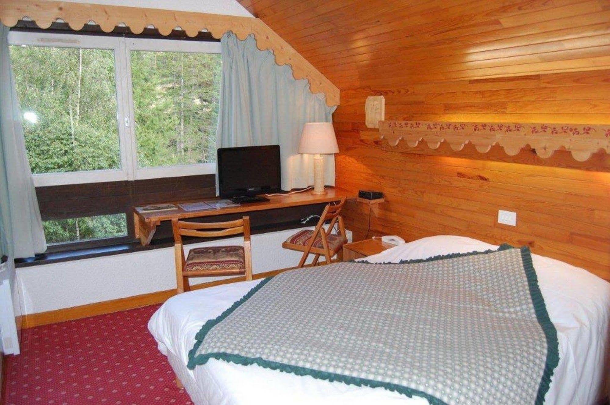 Hotel Ecureuil Vars  Eksteriør billede