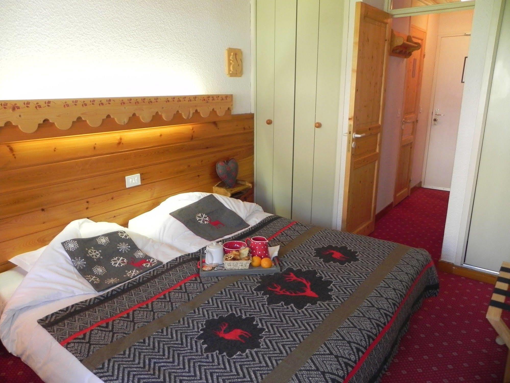 Hotel Ecureuil Vars  Eksteriør billede