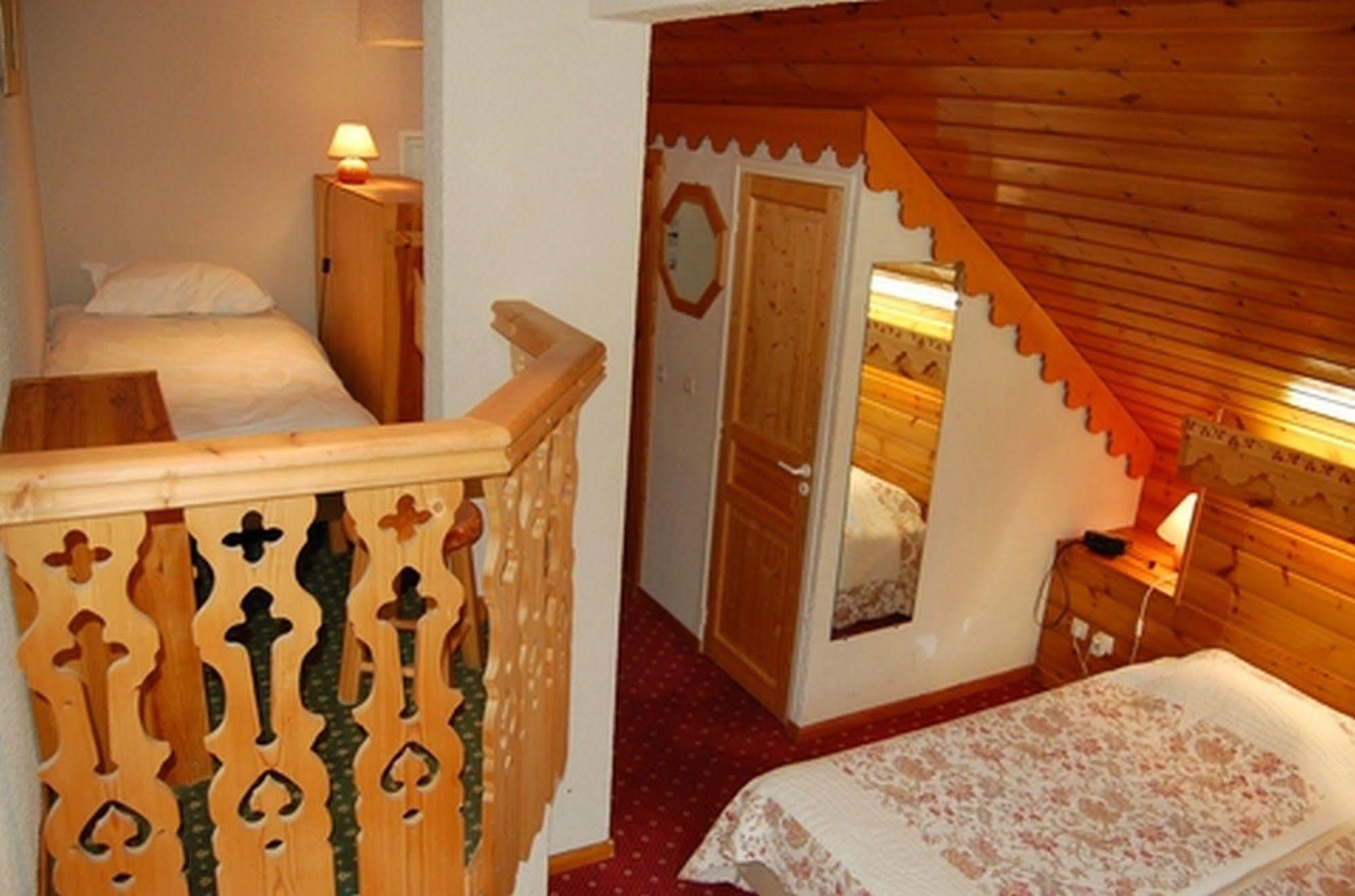 Hotel Ecureuil Vars  Eksteriør billede